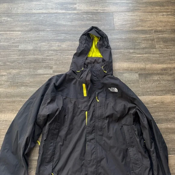 The north face hyvent jacket black large - Picture 3 of 5